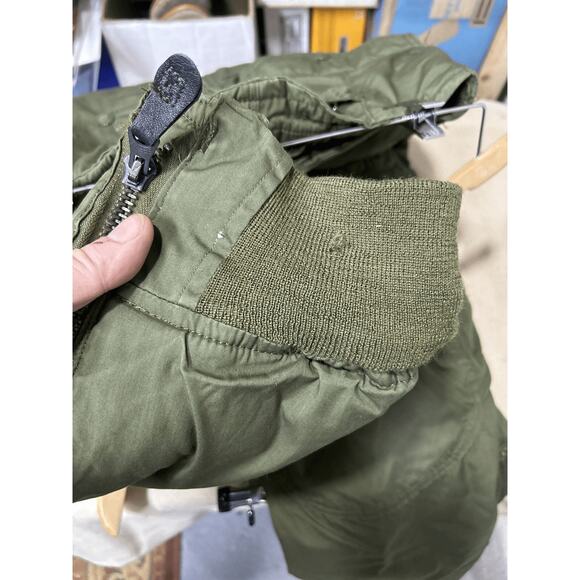 Vtg 70s US Air Force Cargo Pants Extreme Cold Weather Trouser Type F-1B USAF - Picture 9 of 12